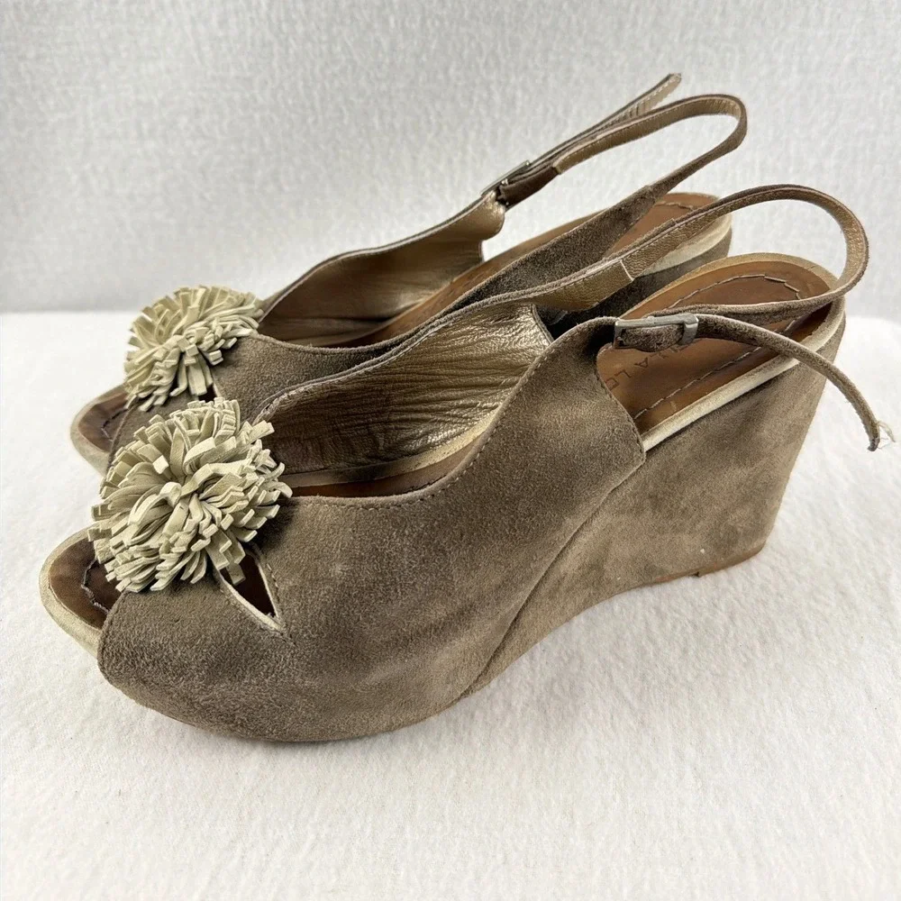 Rossella Lopes Italy Sz 11 Suede Wedge Sandals Slingback Peep Toe Pom Pom Brown